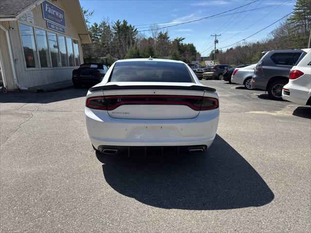 2016 Dodge Charger SXT