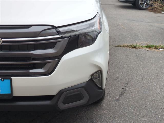 2025 Subaru Forester Limited Hybrid