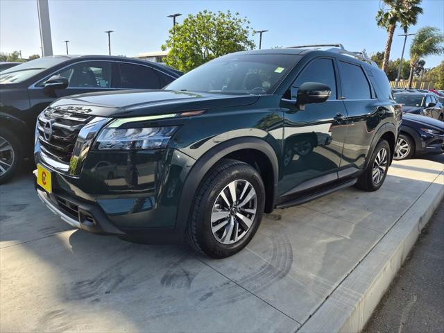 2023 Nissan Pathfinder SL FWD