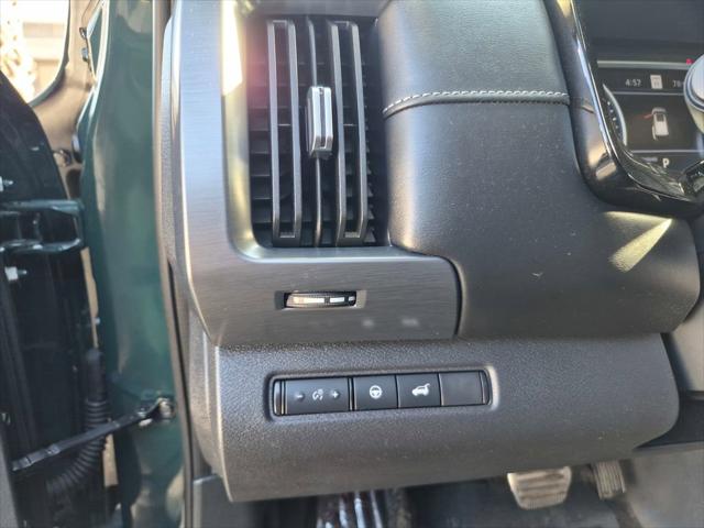 2023 Nissan Pathfinder SL FWD
