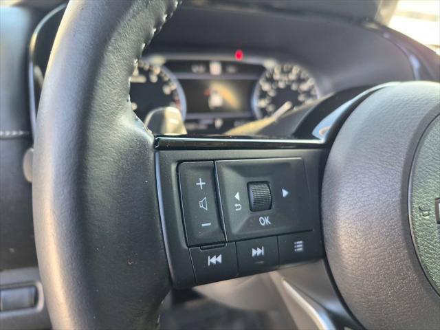 2023 Nissan Pathfinder SL FWD