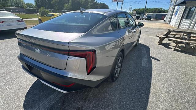 2025 Kia K4 LXS