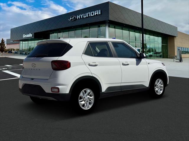 2026 Hyundai Venue SE