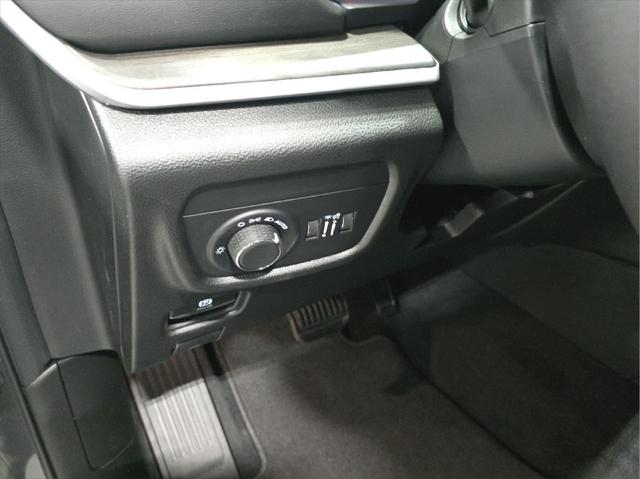 2026 Jeep Grand Cherokee L Altitude 4x4