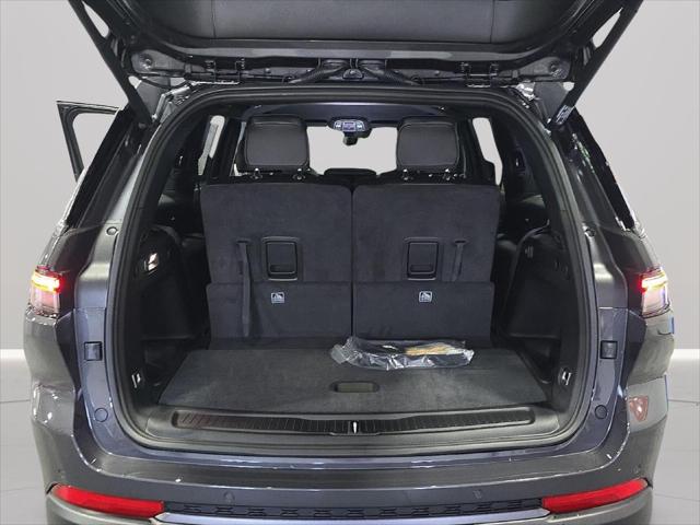 2026 Jeep Grand Cherokee L Altitude 4x4