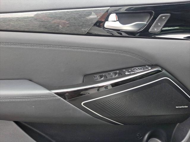 2019 Kia Cadenza Limited