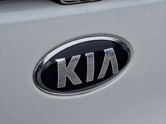 2019 Kia Cadenza Limited