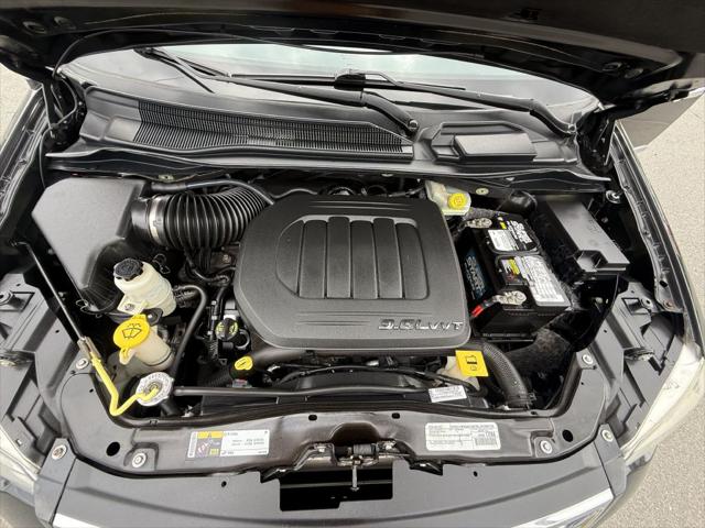 2015 Chrysler Town & Country Touring-L