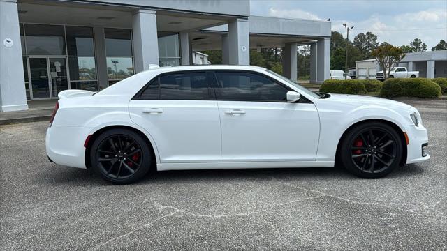 2023 Chrysler 300 300C