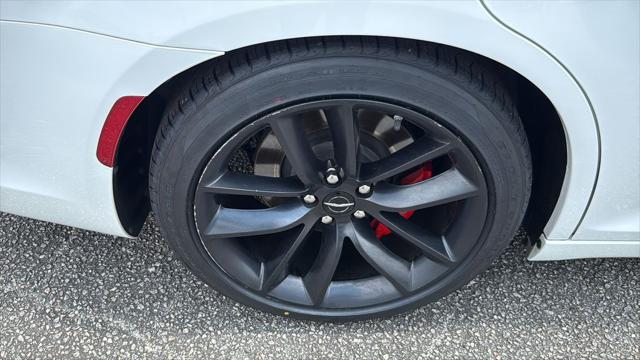 2023 Chrysler 300 300C