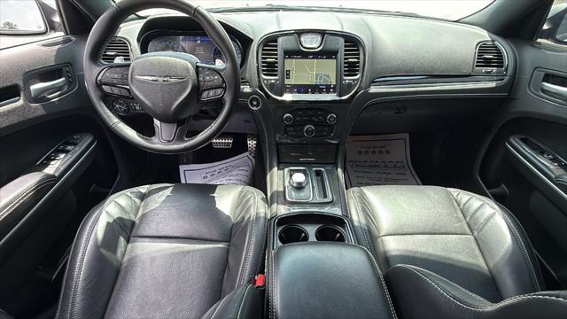 2023 Chrysler 300 300C