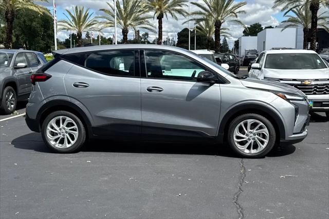 2027 Chevrolet Bolt LT FWD
