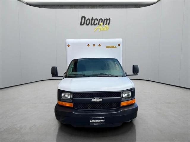 2009 Chevrolet Express Cutaway Work Van