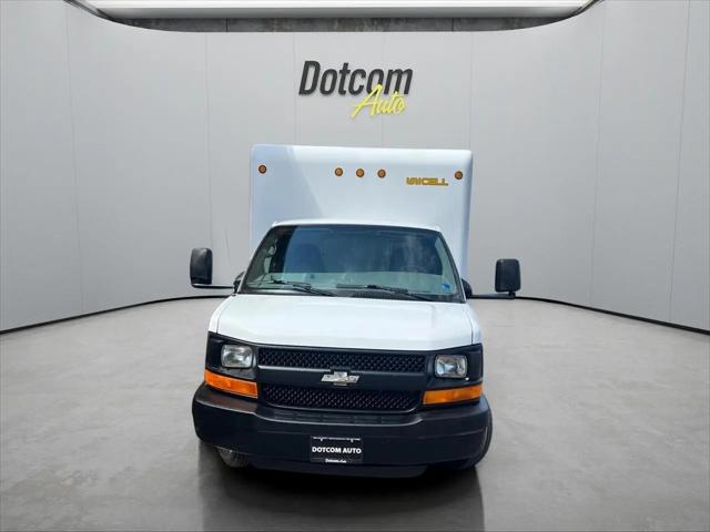 2009 Chevrolet Express Cutaway Work Van
