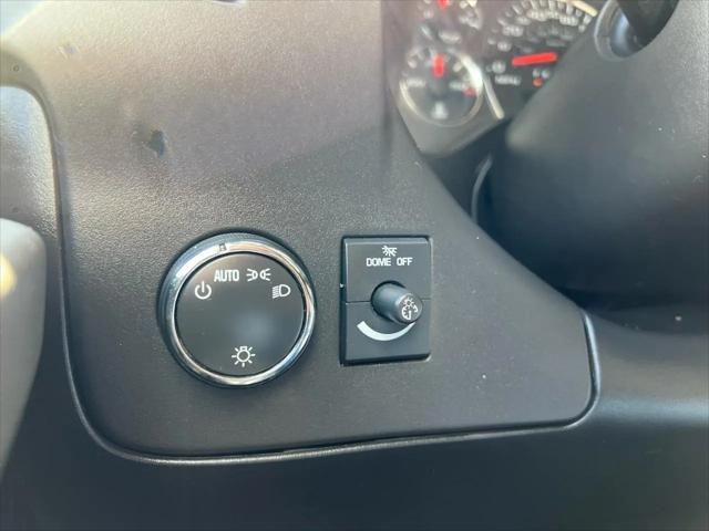 2009 Chevrolet Express Cutaway Work Van
