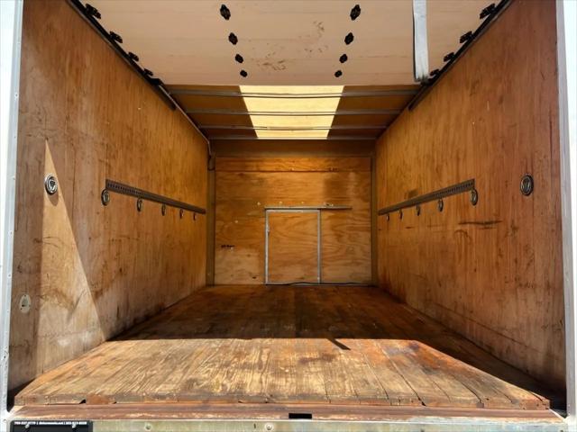 2009 Chevrolet Express Cutaway Work Van