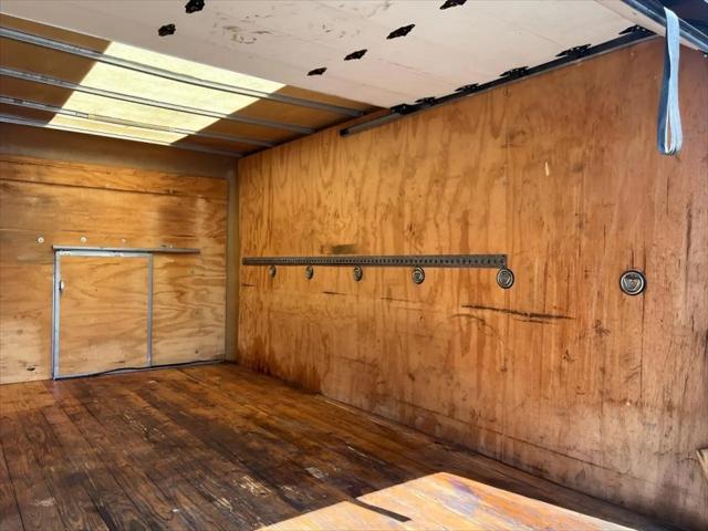 2009 Chevrolet Express Cutaway Work Van