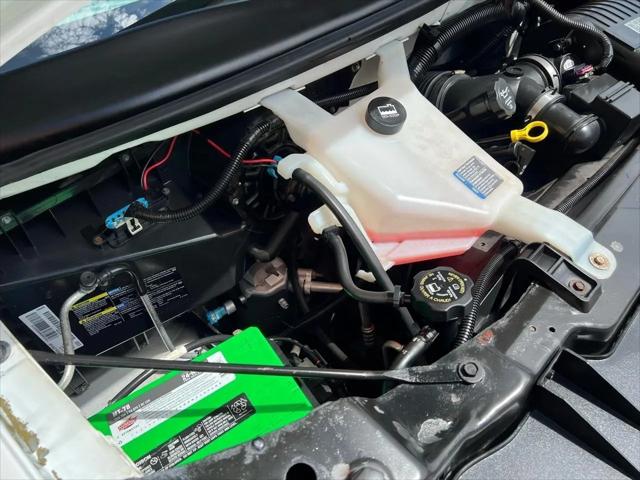 2009 Chevrolet Express Cutaway Work Van