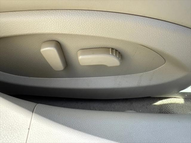 2016 INFINITI QX50 Standard
