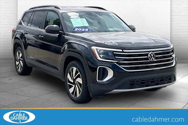 2025 Volkswagen Atlas 2.0T SE w/Technology for sale in Lawrence, KS
