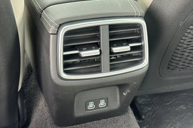 2026 Genesis G70 3.3T RWD Sport Prestige