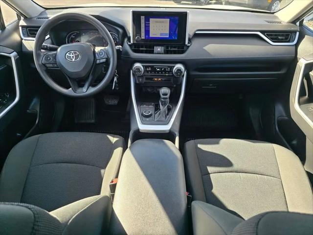 2023 Toyota RAV4 Hybrid LE