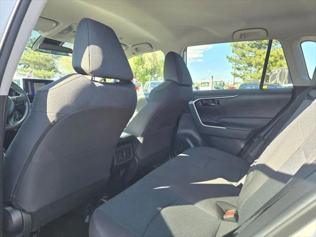 2023 Toyota RAV4 Hybrid LE