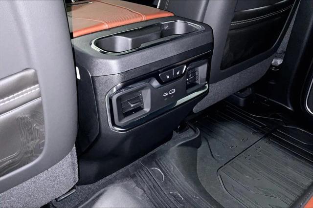 2026 GMC Sierra 2500HD Crew Cab, Standard Bed, Denali Ultimate, 4WD