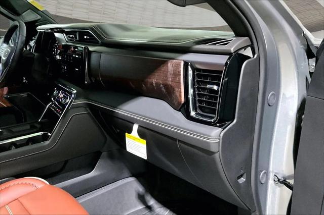 2026 GMC Sierra 2500HD Crew Cab, Standard Bed, Denali Ultimate, 4WD