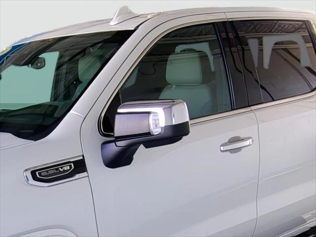2024 GMC Sierra 1500 4WD Crew Cab Short Box SLT