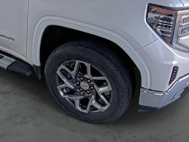2024 GMC Sierra 1500 4WD Crew Cab Short Box SLT