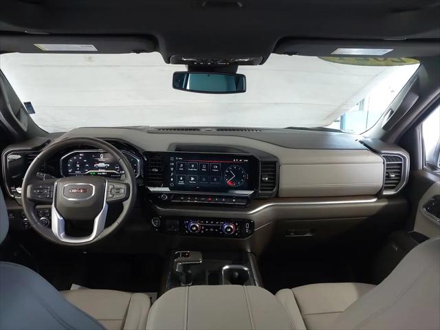 2024 GMC Sierra 1500 4WD Crew Cab Short Box SLT