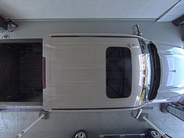 2024 GMC Sierra 1500 4WD Crew Cab Short Box SLT