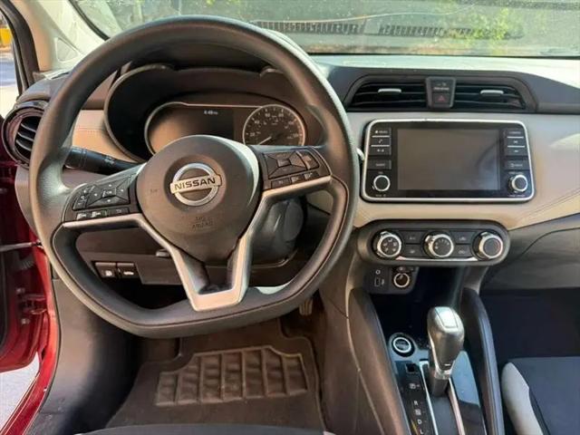 2020 Nissan Versa SV Xtronic CVT