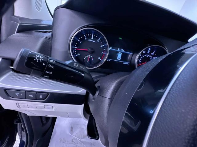 2023 Kia Carnival MPV LX Seat Package