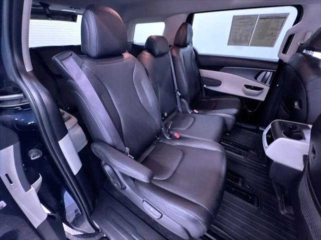 2023 Kia Carnival MPV LX Seat Package