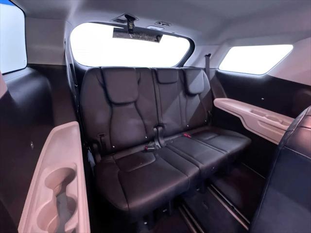 2023 Kia Carnival MPV LX Seat Package