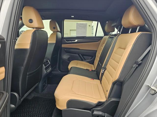 2024 Volkswagen Atlas Cross Sport 2.0T SEL R-Line