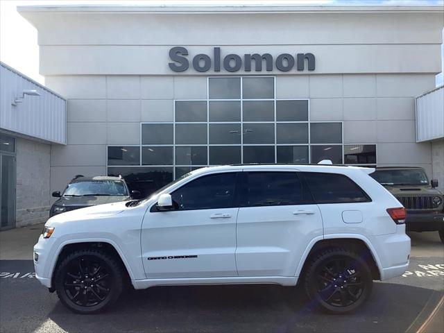 2019 Jeep Grand Cherokee Altitude 4x4 2019 Jeep Grand Cherokee Altitude 4x4