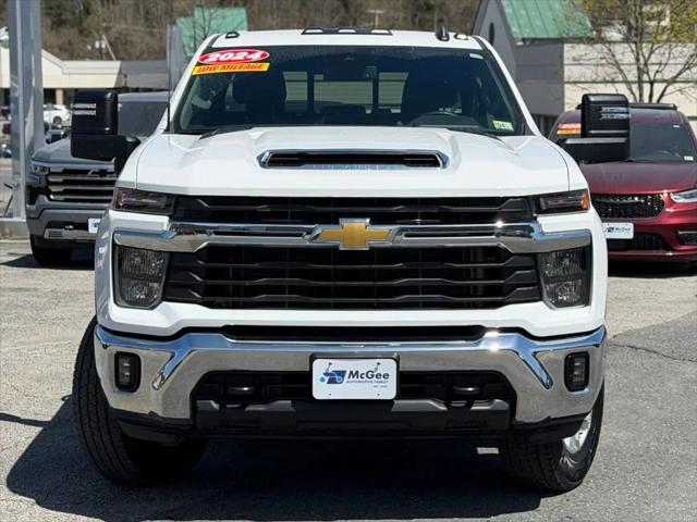 2024 Chevrolet Silverado 3500HD 4WD Crew Cab Standard Bed LT