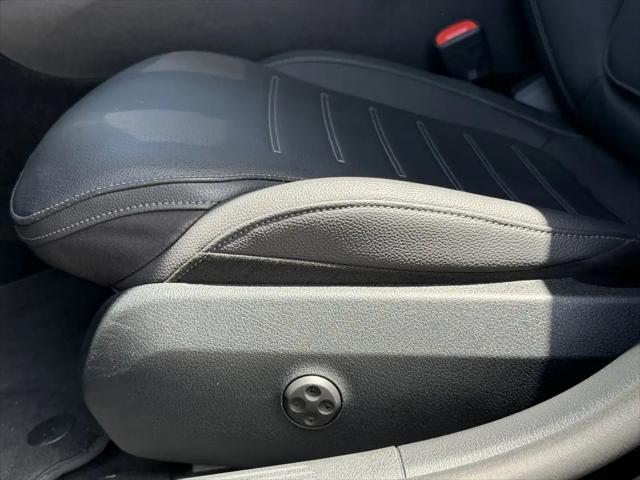2025 Mercedes-Benz C-CLASS C 300 C 300