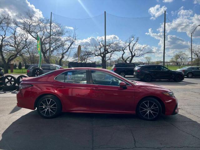 2021 Toyota Camry SE