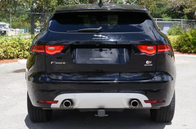 2017 Jaguar F-PACE S