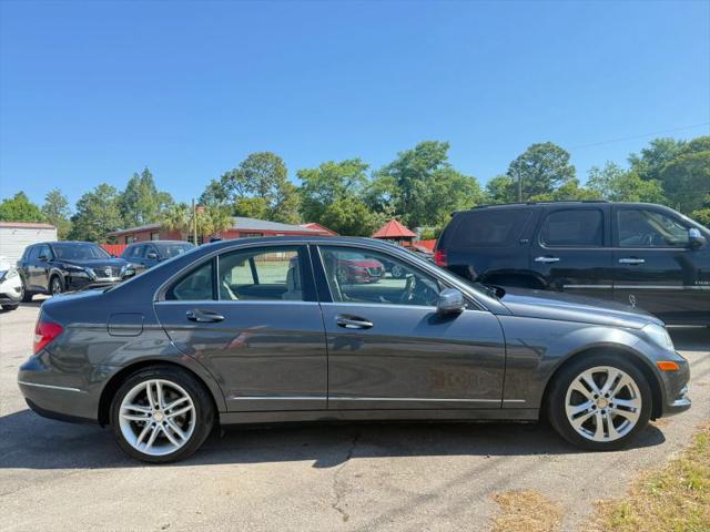 2013 Mercedes-Benz C-CLASS C 300 Luxury 4MATIC