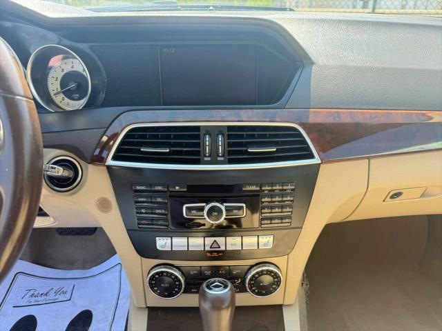 2013 Mercedes-Benz C-CLASS C 300 Luxury 4MATIC