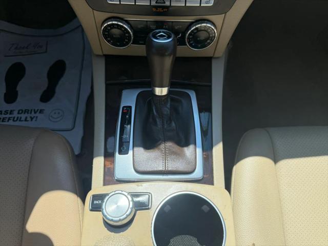 2013 Mercedes-Benz C-CLASS C 300 Luxury 4MATIC
