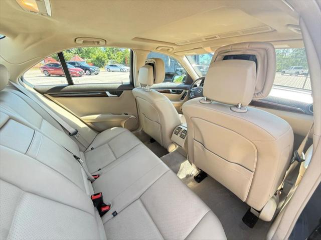 2013 Mercedes-Benz C-CLASS C 300 Luxury 4MATIC