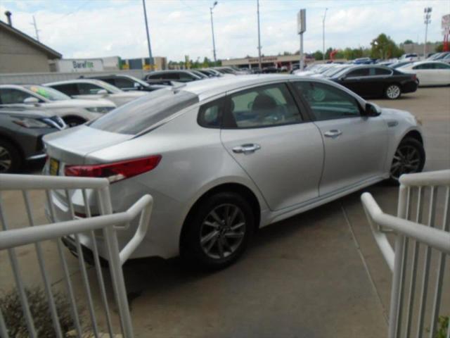 2020 Kia Optima LX