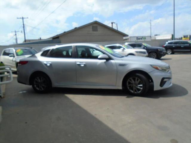 2020 Kia Optima LX
