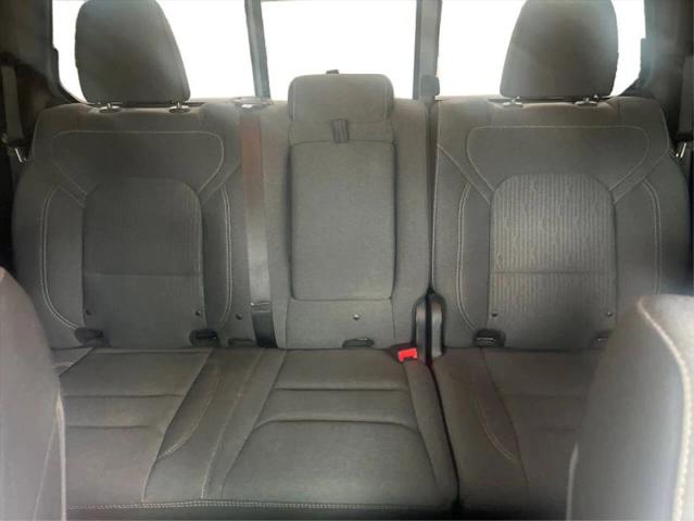 2019 Ram 1500 Big Horn/Lone Star Crew Cab 4x4 5'7" Box